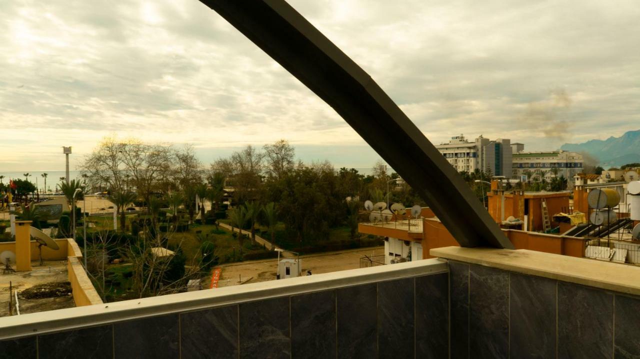 Microyal Hotel Antalya Buitenkant foto